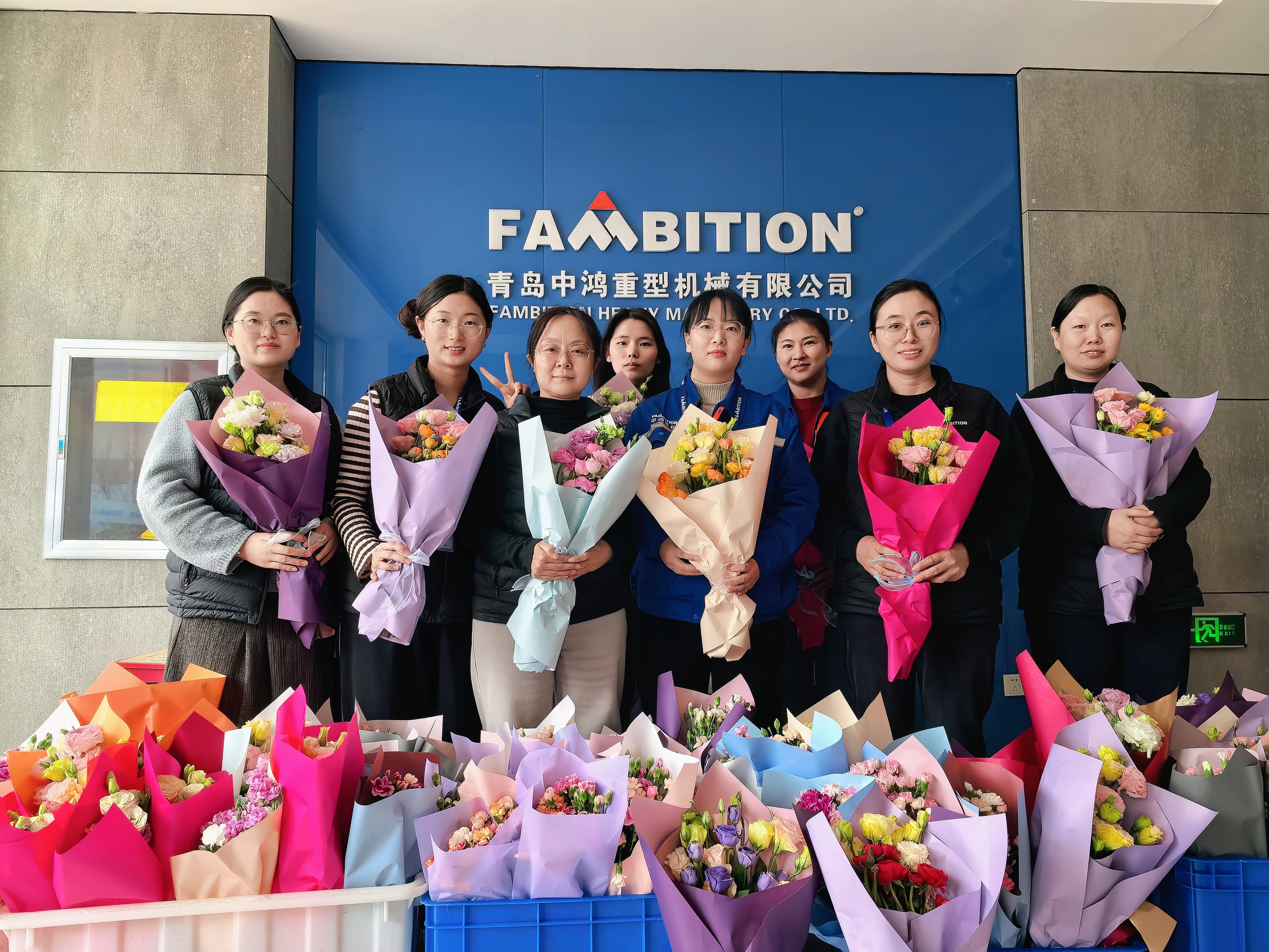 Buona Giornata Internazionale della Donna! 