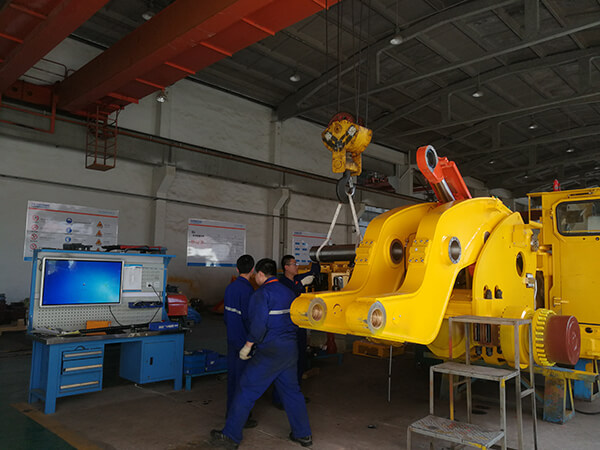 Camion da miniera sotterranea